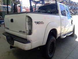 2006 TOYOTA TUNDRA, WHITE, LIMITED MODEL, CREW CAB, 4.7L, AT, 4WD,  Z26369